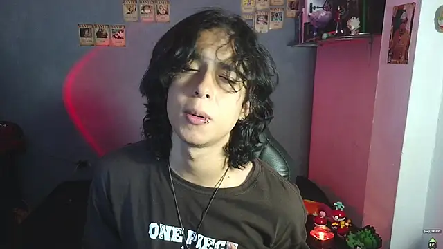 Snapshot of kairozz chatting on 02-13-25, 11:58 kairozz online show from 02-13-25, 11:58