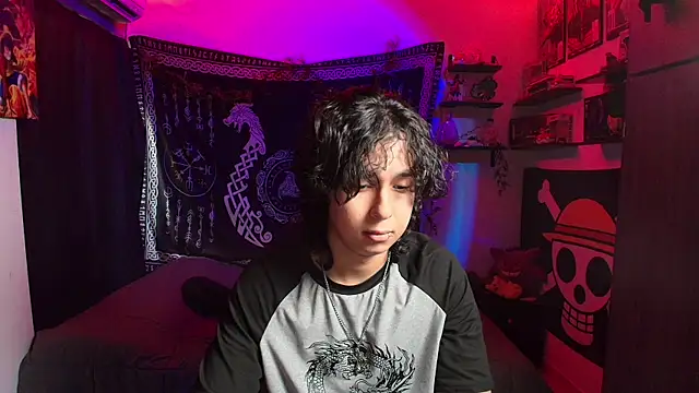 Snapshot of kairozz chatting on 09-11-25, 04:40 kairozz online show from 09-11-25, 04:40