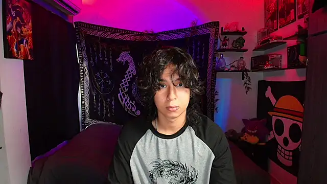 Snapshot of kairozz chatting on 09-12-25, 04:29 kairozz online show from 09-12-25, 04:29