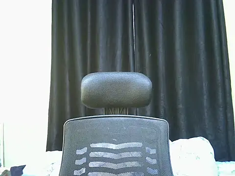 Snapshot of Horny-slut_ chatting on 09-18-25, 05:53 Horny-slut online show from 09-18-25, 05:53