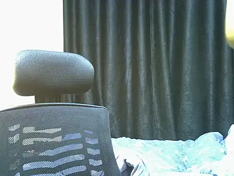 Snapshot of Horny-slut_ chatting on 10-12-25, 03:27 Horny-slut online show from 10-12-25, 03:27