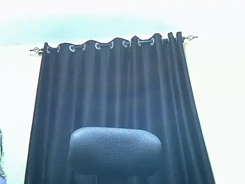 Horny-slut  online show from 11-14-25, 05:33