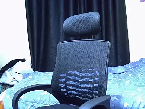 Horny-slut  online show from 01-16-26, 03:54