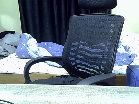 Horny-slut  online show from 01-16-26, 08:57