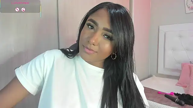 nicole  parker1 online show from 02-05-26, 06:34