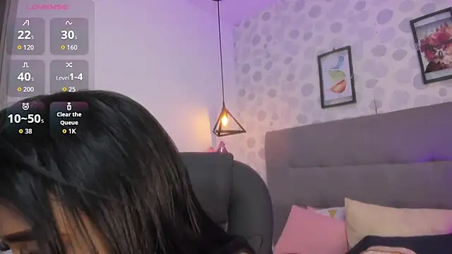 nicole  parker1 online show from 04-18-26, 07:58