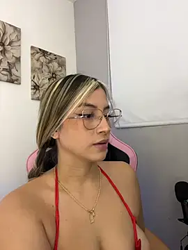 Issabela G1 online show from 04-05-26, 02:53