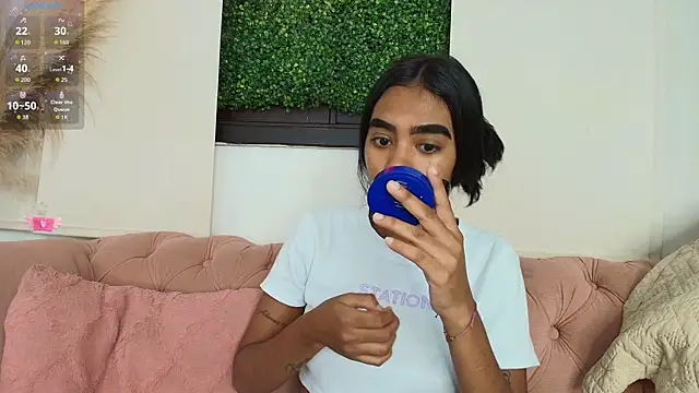 Snapshot of julieta_aguilar1 chatting on 10-25-25, 07:08 julieta aguilar1 online show from 10-25-25, 07:08