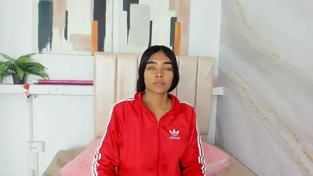 Snapshot of julieta_aguilar1 chatting on 12-01-25, 07:30 julieta aguilar1 online show from 12-01-25, 07:30