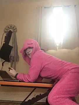 Luluof online show from 03-14-25, 01:46