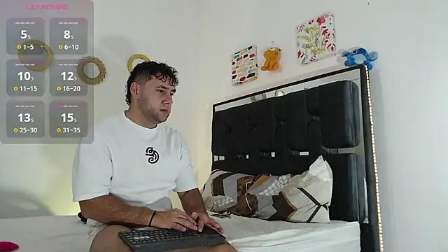 Valerio 22 online show from 11-30-25, 10:58