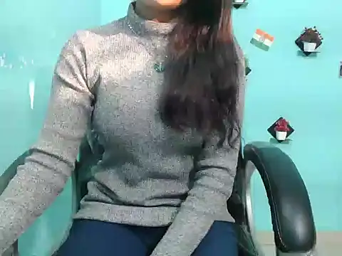 Snapshot of Yashi chatting on 03-01-25, 11:17 Yashi online show from 03-01-25, 11:17