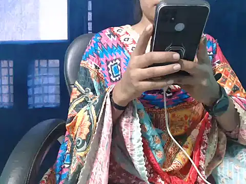 Snapshot of Yashi chatting on 09-22-25, 09:11 Yashi online show from 09-22-25, 09:11