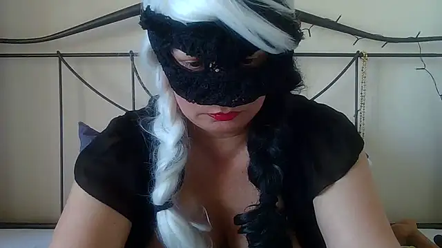 Ninalapiccolina online show from 03-13-25, 04:12