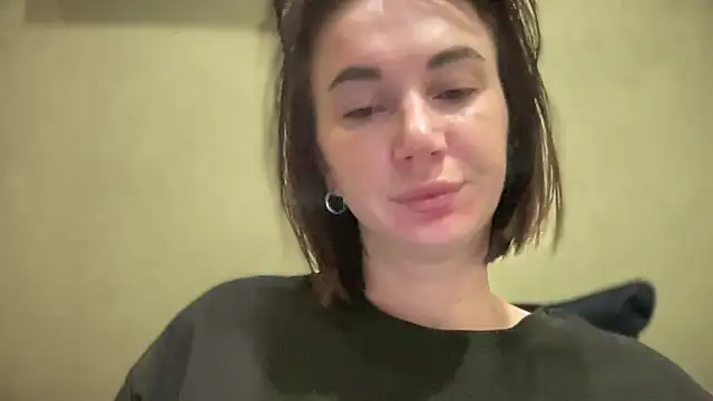 EvilDemon94 online show from 11-11-25, 05:07