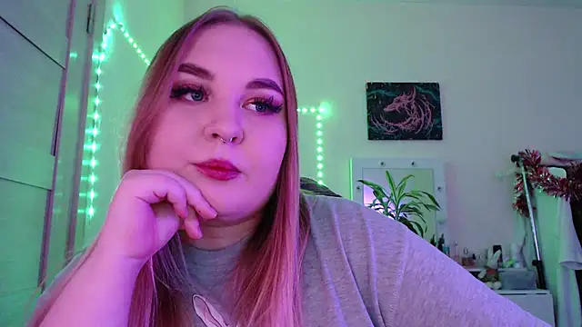 Snapshot of Greeenfriends6969 chatting on 01-12-25, 10:01 Greeenfriends6969 online show from 01-12-25, 10:01