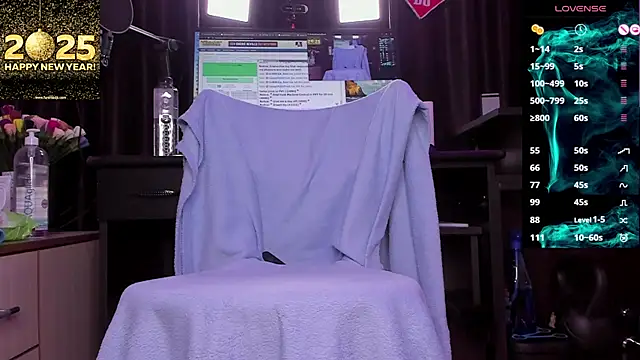 Raissa sky26 online show from 01-04-25, 02:35