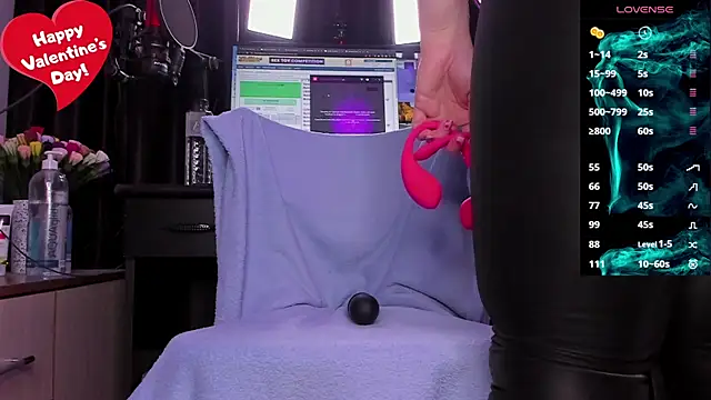 Raissa sky26 online show from 02-15-25, 03:42