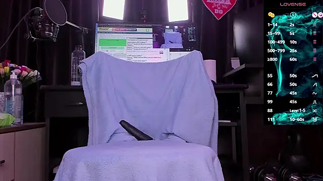 Raissa sky26 online show from 02-22-25, 03:45