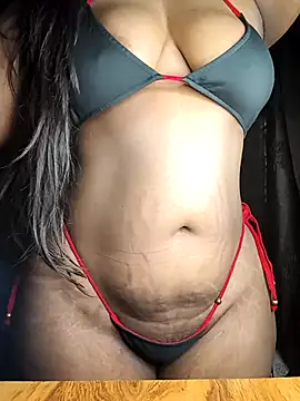 Snapshot of susmithasushi81 chatting on 12-21-25, 10:44 susmithasushi81 online show from 12-21-25, 10:44