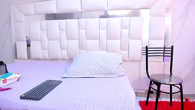 BritneyCollins online show from 11-05-25, 11:21