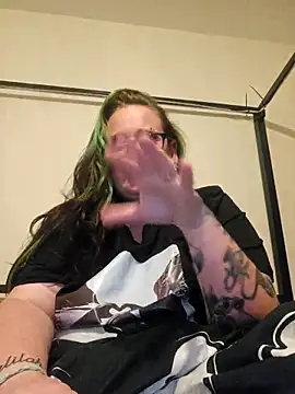 Bunny Cummings online show from 09-12-25, 11:37