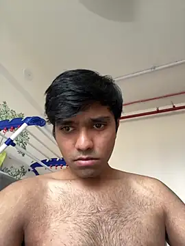 Snapshot of BoyzaraHatke chatting on 01-17-26, 11:37 BoyzaraHatke online show from 01-17-26, 11:37