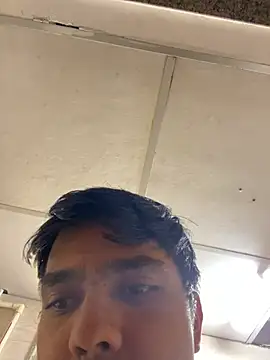 Snapshot of BoyzaraHatke chatting on 04-06-26, 06:58 BoyzaraHatke online show from 04-06-26, 06:58