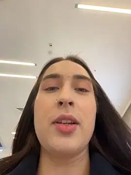 Snapshot of Holly_Play chatting on 11-15-25, 12:13 Holly Play online show from 11-15-25, 12:13