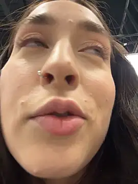 Snapshot of Holly_Play chatting on 02-06-26, 12:08 Holly Play online show from 02-06-26, 12:08