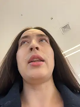 Snapshot of Holly_Play chatting on 03-10-26, 09:03 Holly Play online show from 03-10-26, 09:03