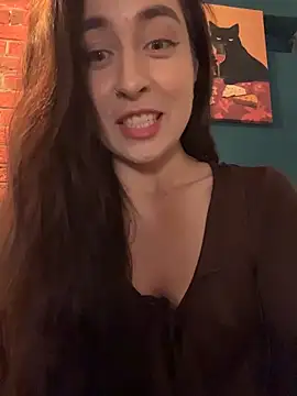 Holly Play online show from 06-17-26, 10:39