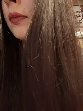 Holly Play online show from 06-24-26, 10:03