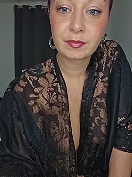 Snapshot of Chaudesquirt chatting on 11-09-25, 01:20 Chaudesquirt online show from 11-09-25, 01:20