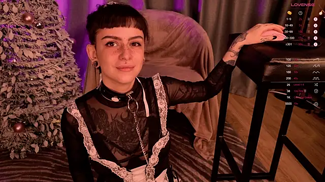 MichaellaMoon online show from 01-05-25, 12:52