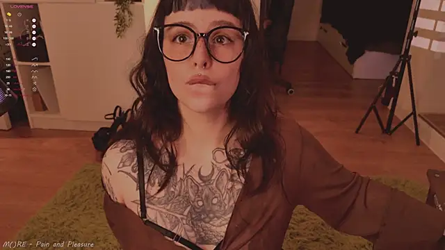 MichaellaMoon online show from 09-27-25, 06:57