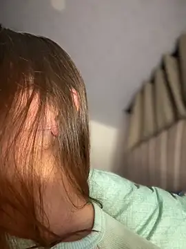 Snapshot of Iris_lee chatting on 02-20-26, 05:04 Iris lee online show from 02-20-26, 05:04