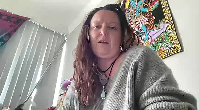 Lyrann89 online show from 01-25-25, 03:41