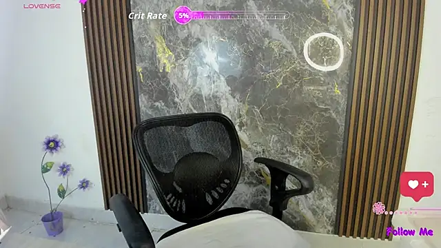 Snapshot of nicol_jone1 chatting on 10-04-25, 10:19 nicol jone1 online show from 10-04-25, 10:19