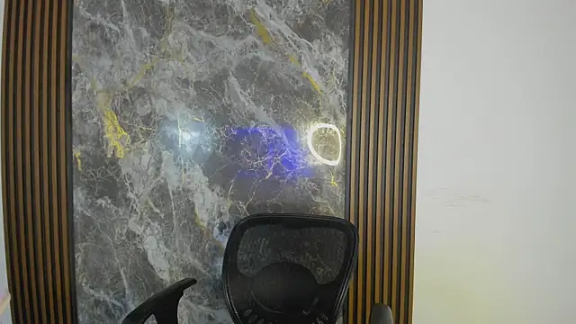 Snapshot of nicol_jone1 chatting on 01-05-26, 11:41 nicol jone1 online show from 01-05-26, 11:41