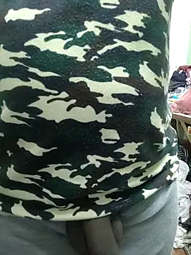 Snapshot of ShelfyOfferer chatting on 03-21-25, 03:12 ShelfyOfferer online show from 03-21-25, 03:12