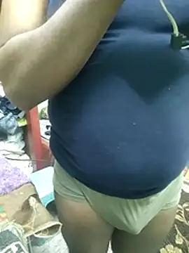 Snapshot of ShelfyOfferer chatting on 12-14-25, 06:34 ShelfyOfferer online show from 12-14-25, 06:34