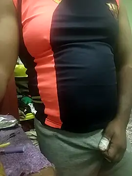 Snapshot of ShelfyOfferer chatting on 12-19-25, 04:08 ShelfyOfferer online show from 12-19-25, 04:08