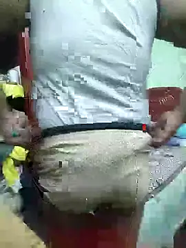 Snapshot of ShelfyOfferer chatting on 02-02-26, 05:11 ShelfyOfferer online show from 02-02-26, 05:11