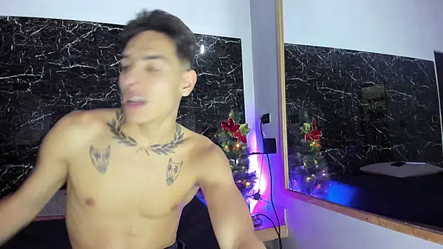 Couplehot  1 online show from 12-29-24, 03:44