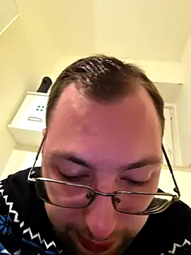 Snapshot of tipico0799 chatting on 11-30-25, 03:21 tipico0799 online show from 11-30-25, 03:21