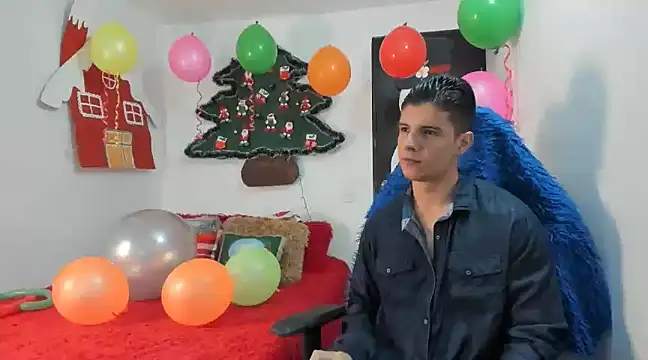 Snapshot of cory_okell chatting on 12-30-24, 11:38 cory okell online show from 12-30-24, 11:38