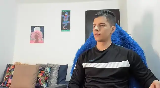 Snapshot of cory_okell chatting on 02-28-25, 02:31 cory okell online show from 02-28-25, 02:31