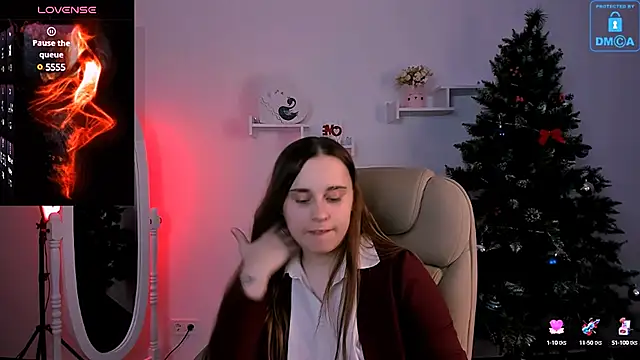 Snapshot of Dolly__Queen_ chatting on 01-10-25, 04:41 Dolly Queen online show from 01-10-25, 04:41