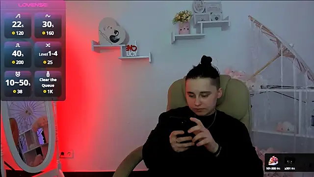 Snapshot of Dolly__Queen_ chatting on 03-03-25, 09:26 Dolly Queen online show from 03-03-25, 09:26